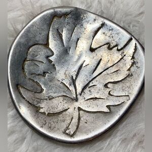 SIGNED #5252 HOSELTON ALUMINUM Maple Leaf 4” Small Trinket Dish